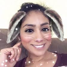 Leslie Gooch's Instagram, Twitter & Facebook