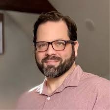 Aaron Dyke's Instagram, Twitter & Facebook