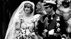 Photographs of the wedding of prince charles and lady diana spencer on july 29, 1981, have become iconic over the years, from those of diana walking up the due to the great interest in diana still held by people in the u.s., livingstone believes that this collection of pictures will sell for many. Making Of The Royal Gown When Princess Diana Had Made A Casual Appointment With Her Designers Lifestyle News The Indian Express