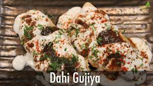 Dahi Gujiya Sanjeev Kapoor Khazana Sanjeev Kapoor Cooking Recipes Chaat