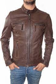 Elle a même une veste en cuir noir et tout. Blouson Cuir Homme Oakwood Castel Marron Revacuir