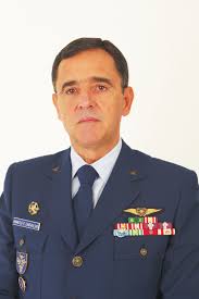 INSTITUTO DE ESTUDOS SUPERIORES MILITARES