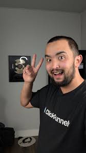 When my last company crashed I felt like a complete fraud… I spent two  years trying to get a venture to turn over