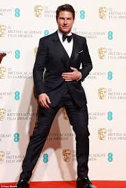 Tom cruise is an american actor and producer who is known for his roles in hollywood hits like mission: Why Tom Cruise Chooses Heel Lifts To Get Taller