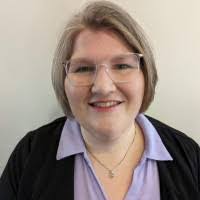 Dee Stauffer's Instagram, Twitter & Facebook