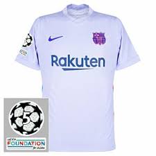 Es hat ein ungewöhnliches und neues design, das von dem vereinswappen inspiriert ist und auf ein ganzes trikot übertragen wurde (bildquelle: Fc Barcelona Trikots Shorts Socken Jacken Von Subside Sports