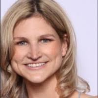 Clarice Kraus's Instagram, Twitter & Facebook