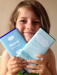 Cadeau Des Maitresses Atsem Avs Des Tablettes De Chocolat Avec Papier A Imprimer Allo Maman Dodo Tablette De Chocolat Emballage Chocolat Atsem