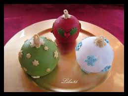 Gateaux Boules De Noel Gateau Boule Boule De Noel Dessert Gourmand