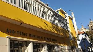 Veja o momento aqui na nova gente. Procuro O Homem Da Minha Vida Marido Ja Tenho Estreia Esta Semana Em Oeiras