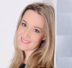 Jennifer Lynn Rouse (Soprano)