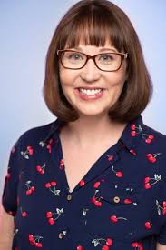 Kara Noel Martin • Maestra