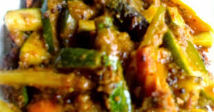 Penghirisan timun adalah lebih nipis dan lebih panjang. Resepi Acar Timun Sarawak Recipes Blog O