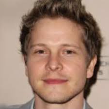 Looking in the Mirror: A Faithful Counterfactual Explanation Method for  Interpreting Deep Image Classification Models