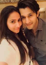 Rishina Kandhari Height Weight Age Spouse Family Facts Biography During the course of their married life, she has given birth to their daughter, tiarah.