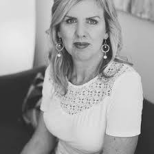 Julie Gudger's Instagram, Twitter & Facebook