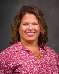 Carly Bowles's Instagram, Twitter & Facebook