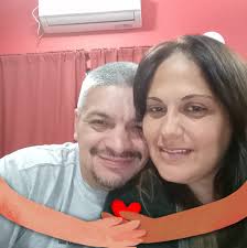 😔 INDIGNACIÓN EN ONCE: POLICÍAS VACÍAN LOS TERMOS DE UN CAFETERO AMBULANTE  Una escena registrada en el barrio porteño de Once desató una ola de bronca  en redes: efectivos de la Policía