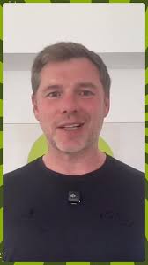 Vom Hydrauliker zum Multiunternehmer 🚀 Mit erst 15 Jahren hat Peter Mader  auf dem Bauernhof seiner Familie in Südtirol das erste Bad eingebaut. Mit  21 Jahren hat er sich im SHK-Handwerk selbstständig