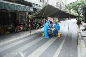 Theo thông tin, 4 ca nhiễm mới đã được xác định hôm nay là đều là nhân viên sân bay, làm tại tổ vận chuyển, sắp xếp hành lý sân bay tân điện biên có ca nhiễm covid, nguồn lây từ hải dương. Iexabq0xkk Num