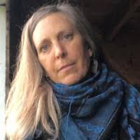 Amanda Hartsell's Instagram, Twitter & Facebook