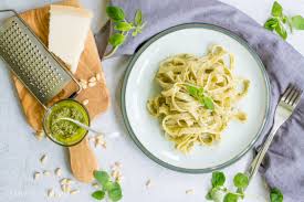 Fresh oregano pesto – Tasty Mediterraneo