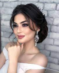 Best 12 Wedding Makeup Looks And Hairstyles Soft Glam Wedding Makeup Looks Glam Hairstyles Makeu Gelin Sac Modelleri Dugun Sac Modelleri Dogal Sac Topuzu