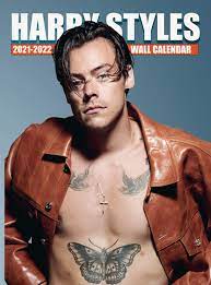 The next harry styles chicago show will take place at united center. Harry Styles Calendar 2021 2022 Exclusive Harry Styles Photos 8 5x11 Inches Large Size 18 Months Wall Calendar Parker Jordan Amazon De Bucher