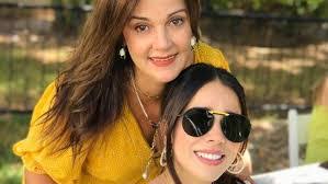 Andrea Esquer's Instagram, Twitter & Facebook