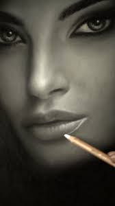 Cassandra Hare's Instagram, Twitter & Facebook