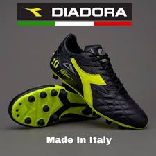 Sigue la última hora de la eurocopa 2020 hoy, 8 de julio, en la que no hay partidos tras jugarse ayer la última de las semifinales. Zapatos Diadora De Futbol Y8 V1 Lenze Com Tr