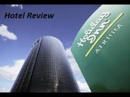 Yes, it conveniently offers a business center, meeting rooms, and a banquet room. Holiday Inn Singapore Atrium Hotel Review Youtube