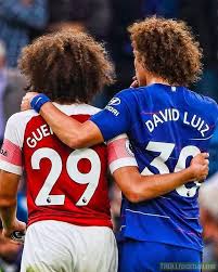 David luiz moreira marinho is a brazilian professional footballer who last played for premier league club arsenal and the brazil national te. David Luiz Doesn T Want To Join Arsenal For Playing Time The Man Is Just Trying To Be Reunited With His Son Troll Football