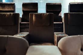 An Example Of A Luxurious Private Home Theatre Room Signed Vismara Design Arredamento Di Lusso Lusso Design