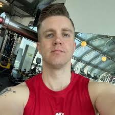 Tom Kippenberger's Instagram, Twitter & Facebook