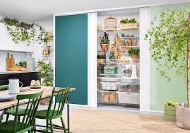 Que votre cuisine soit moderne et sobre ou plus traditionnelle, vous trouverez à coup sûr le type de porte de cuisine adéquat pour répondre à vos envies. Les Placards De Cuisine Les Plus Pratiques Ce Sont Eux Elle Decoration