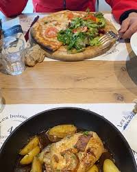L Entree Du Restaurant La Cantine De Fred Picture Of La Cantine De Fred Courcouronnes Tripadvisor