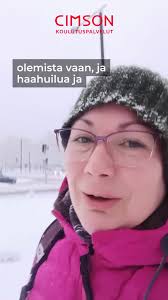 Onko tylsää ja kylmää takatalven perjantaina? Tässä taatusti lämmittävä  liikuntavinkki tähän päivään! Hyvää viikonloppua! #cimson...