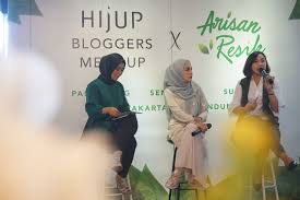 Maybe you would like to learn more about one of these? Arisan Resik Surabaya Ketika Blogger Hijup Ungkap Rahasia Keluarga Harmonis Yuniari Nukti