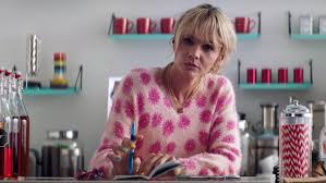 Promising young woman is the prime example of a film that very much needed to be made in today's day in age, but i wasn't expecting it to take things as far as it did. Promising Young Woman Movie Review Ksdk Com