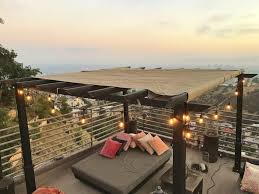 Modern rooftop deck designs are light and classy. These Stunning Rooftop Deck Designs Will Have You Wishing For One Of Your Own