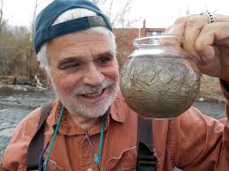 Eels garner new fans with student volunteers