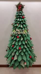 129 Of The Most Creative Diy Christmas Trees Ever Diy Paper Christmas Tree Christmas Tree Decorations Diy Christmas Tree Crafts