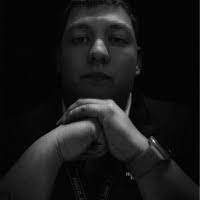 Bruce Bortle's Instagram, Twitter & Facebook