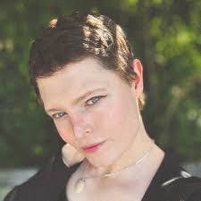 Patricia Stoop's Instagram, Twitter & Facebook