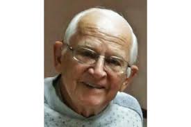 Robert Hecker Obituary (1928