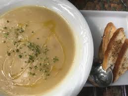 Una ricetta calda e avvolgente, per grazie a questa zuppa farai il pieno di benefici per il tuo corpo: Zuppa Di Funghi E Patate Picture Of Dall Ersilia Mountain Bistro Borgo Valsugana Tripadvisor