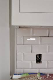 Edge Of Tile Backsplash When Wall Continues Into Room Google Search Subway Tile Backsplash Kitchen Beveled Subway Tile White Subway Tiles Kitchen Backsplash