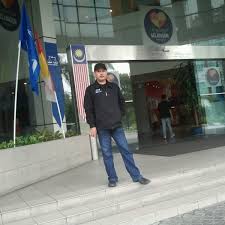 Raub 1 yb dato' hj shahiruddin bin abdul moin ketua bahagian no. Bangunan Umno Selangor Edificio Gubernamental En Shah Alam