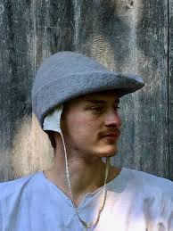 Vilten mutsen in opdracht